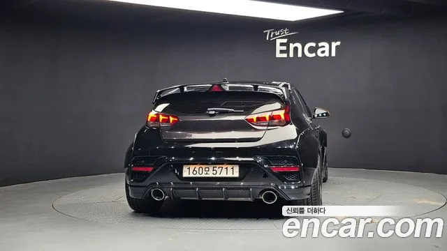 Hyundai Veloster 2020