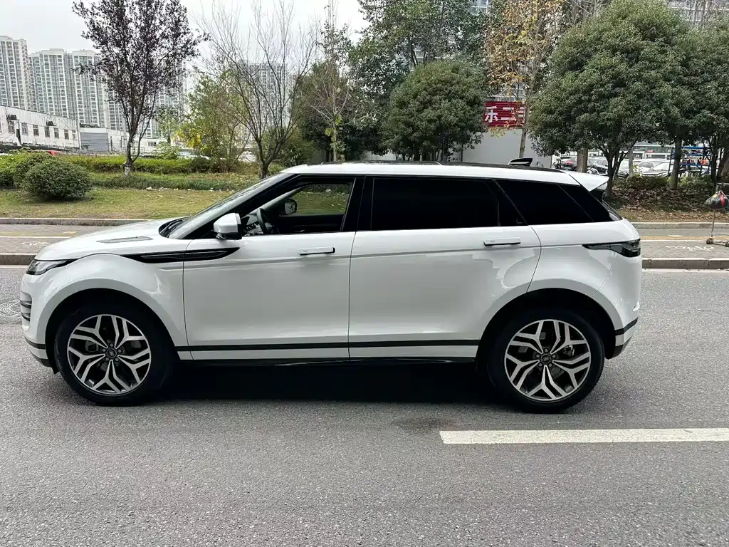Land Rover Range Rover Evoque 2023