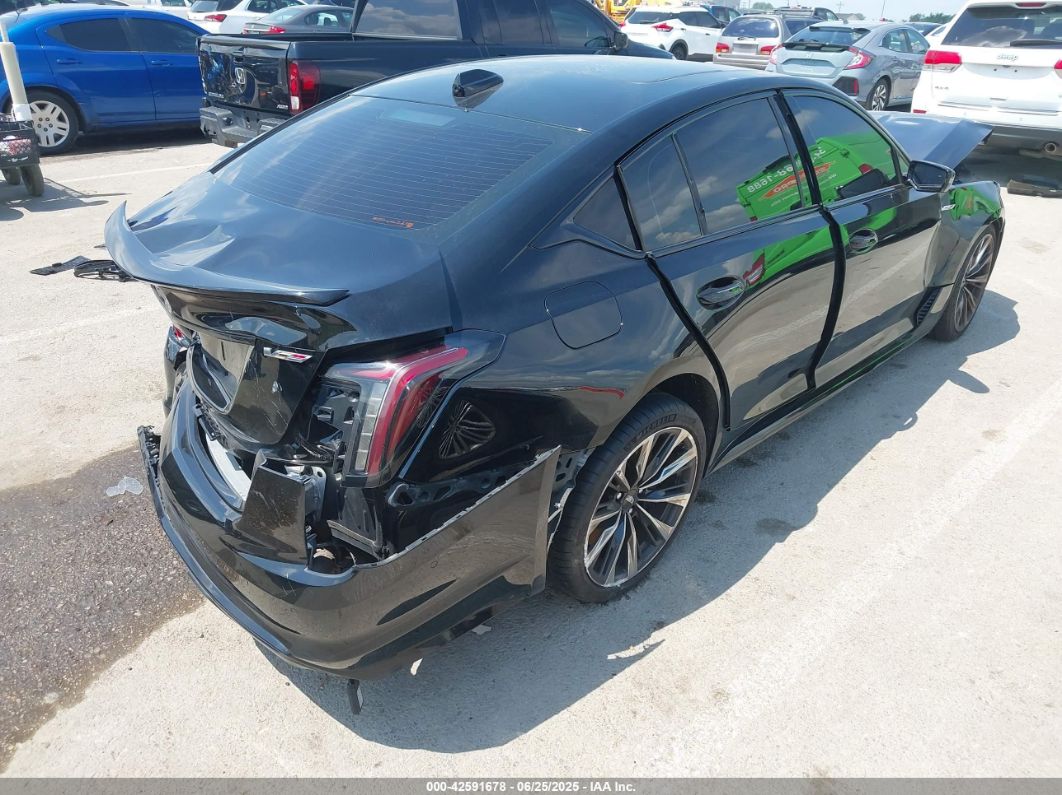 Cadillac CT5-V 2022