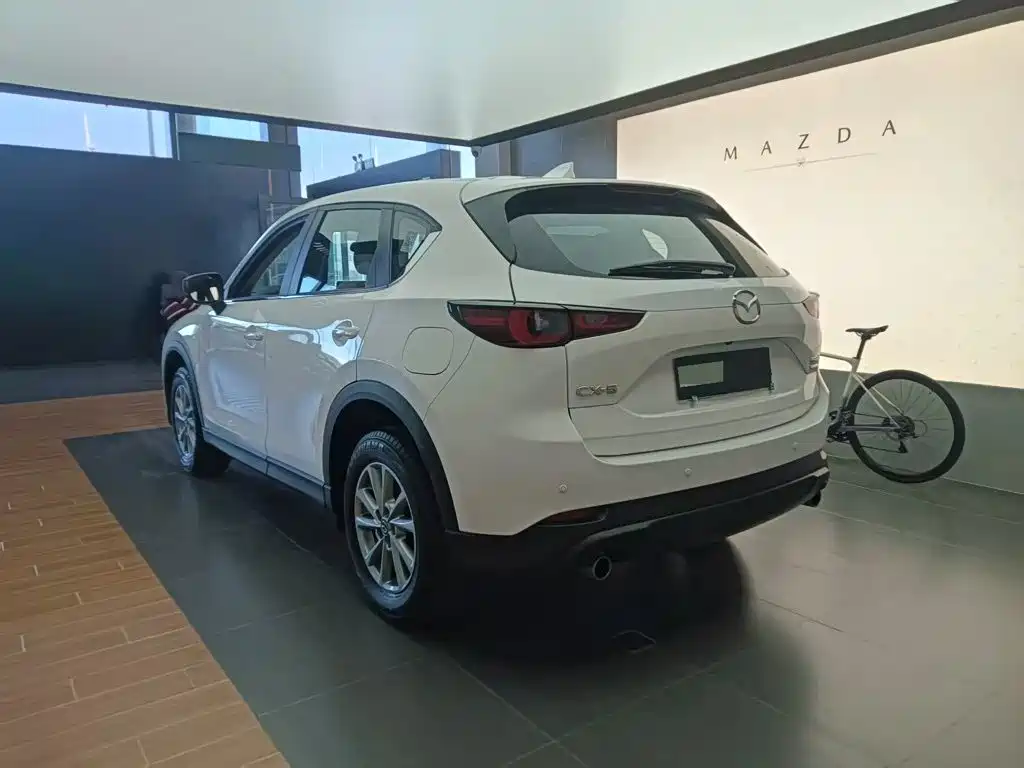 Mazda CX-5 2024