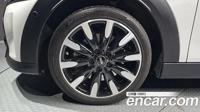 Mini COOPER 2023
