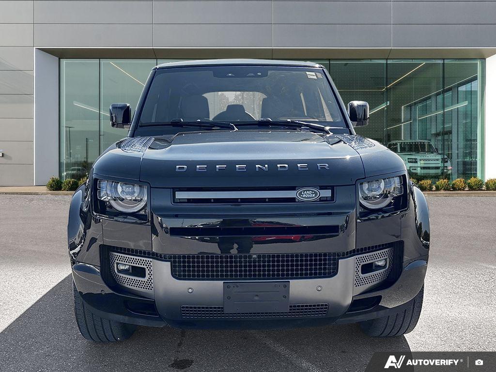Land Rover Defender 2023
