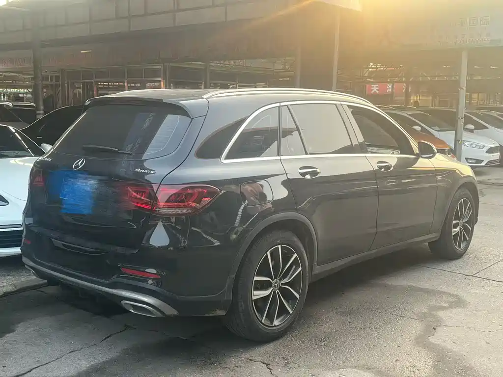 Mercedes-Benz GLC 2021