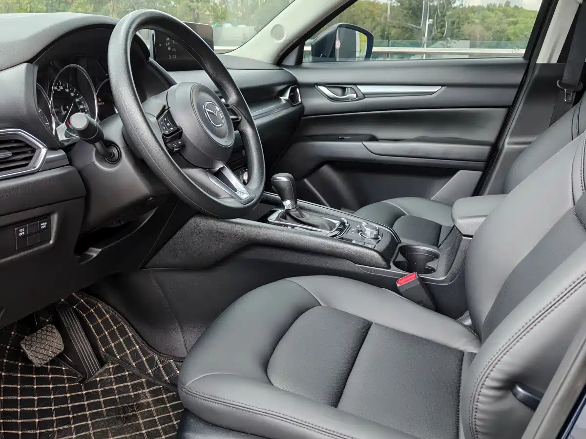 Mazda CX-5 2025