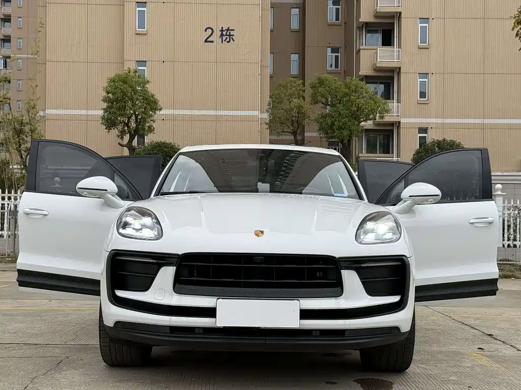 Porsche Macan 2023
