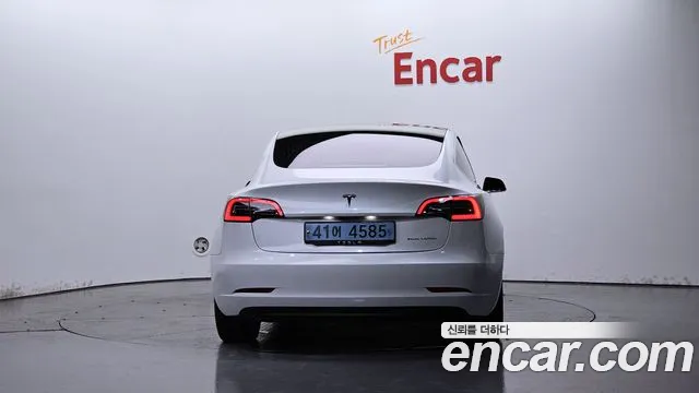Tesla Model 3 2020