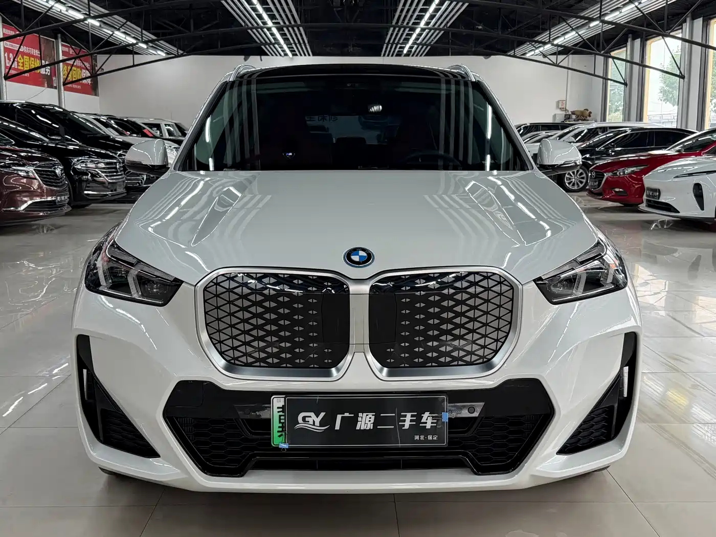 BMW iX1 2024