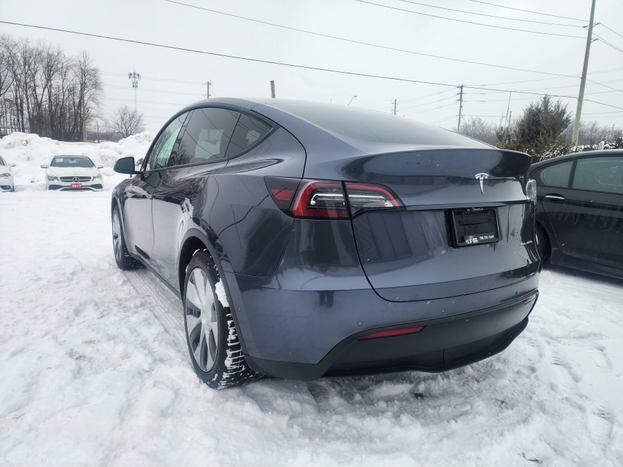Tesla Model Y 2022