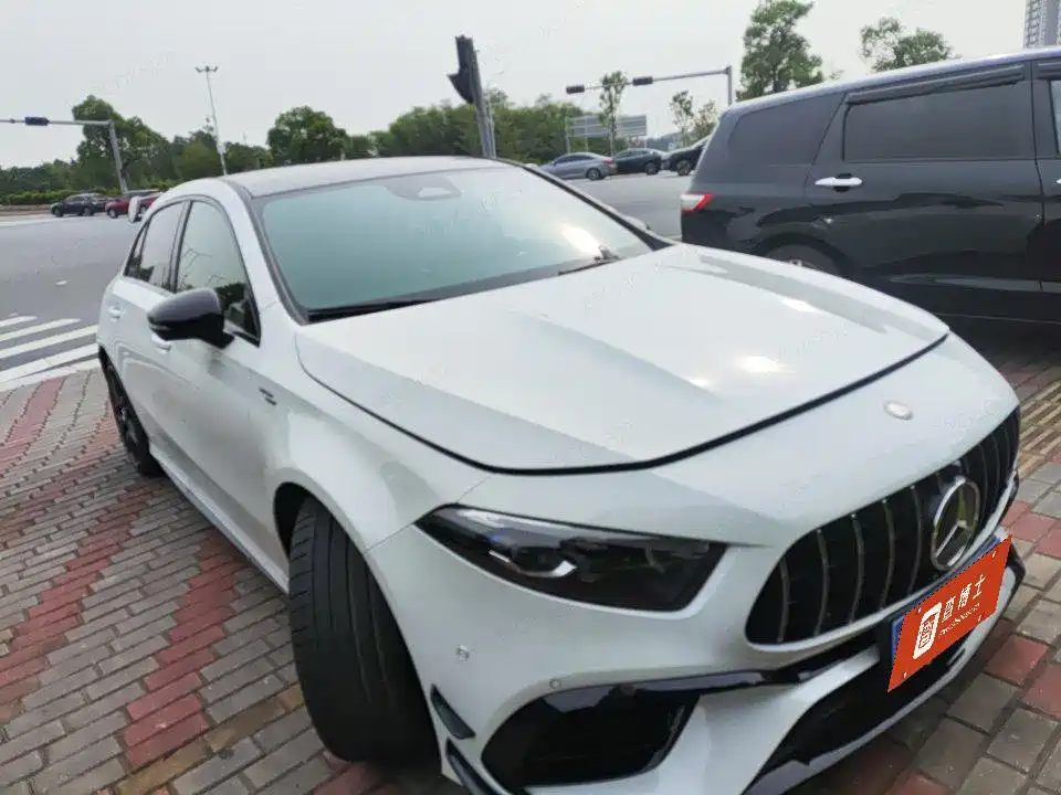 Mercedes-Benz A-Класс 2024