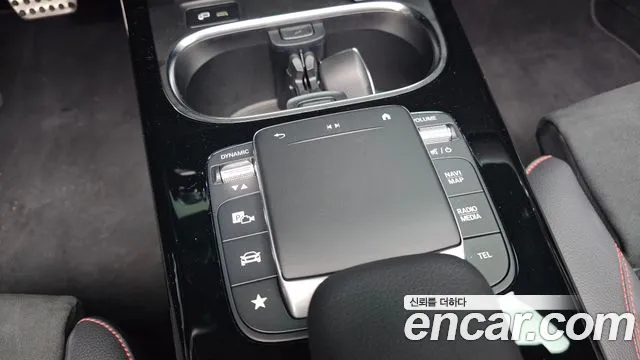 Mercedes-Benz CLA 2021