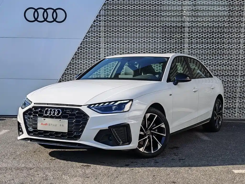 Audi A4 2023