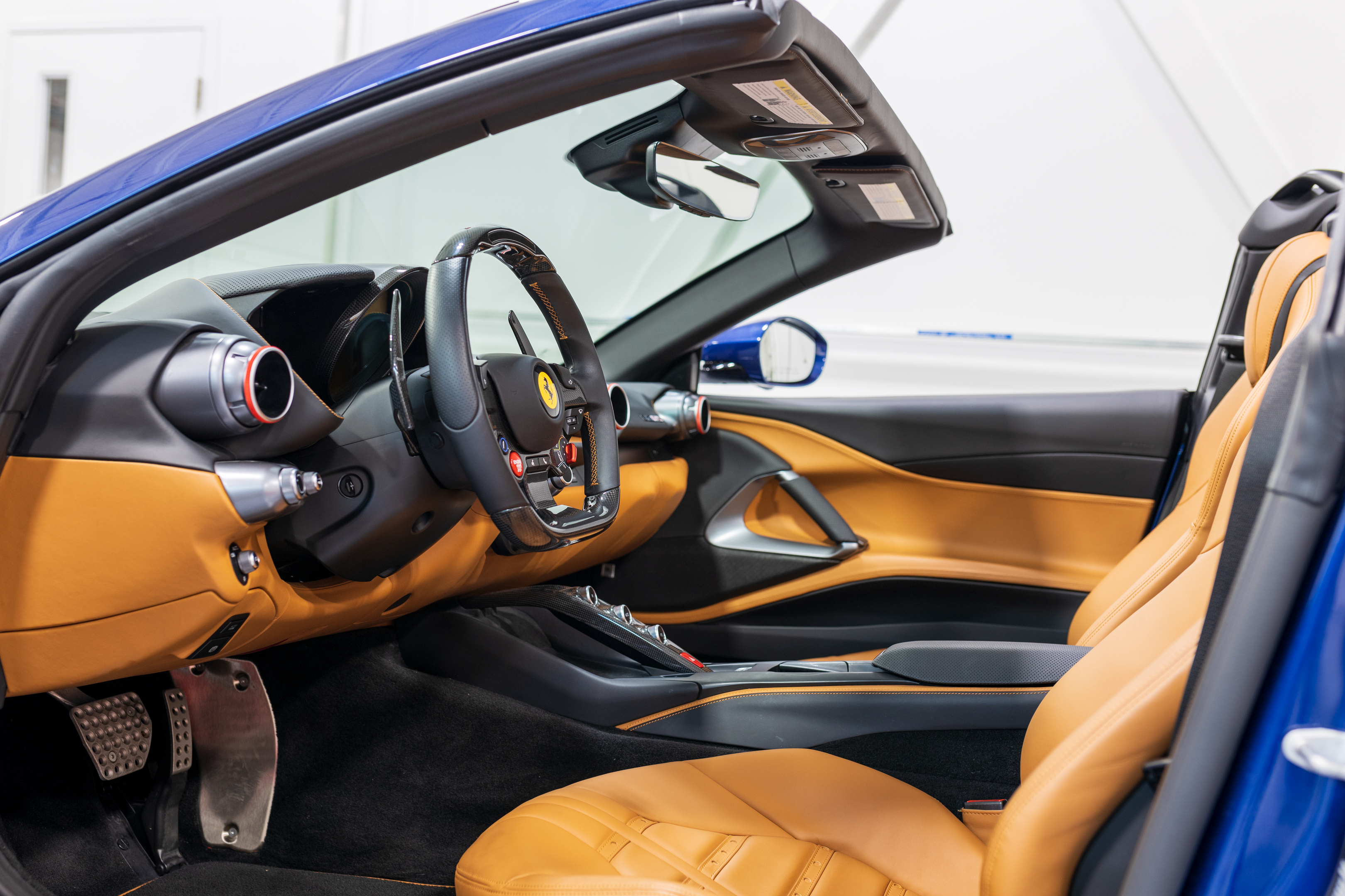 Ferrari 812 2022