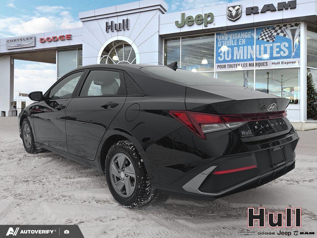Hyundai Elantra 2024