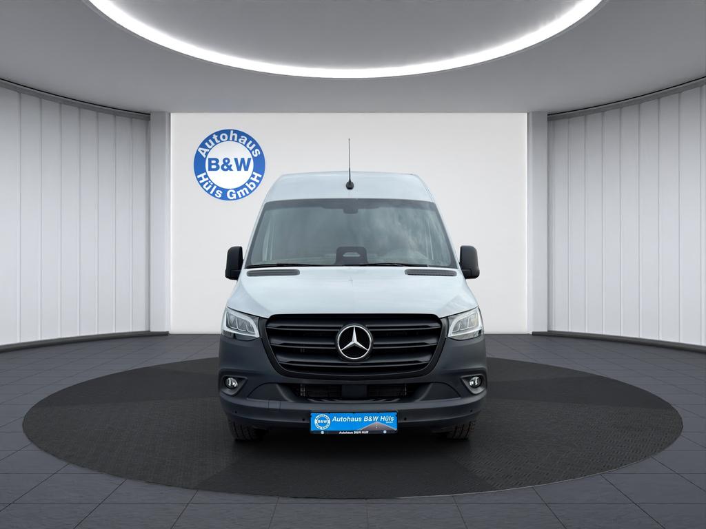 Mercedes-Benz SPRINTER 2024