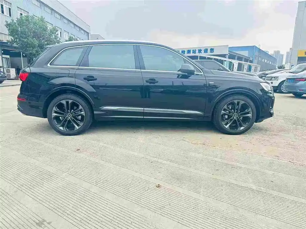 Audi Q7 2026