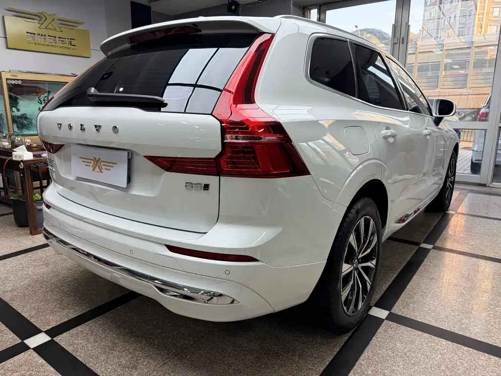 Volvo XC60 2023