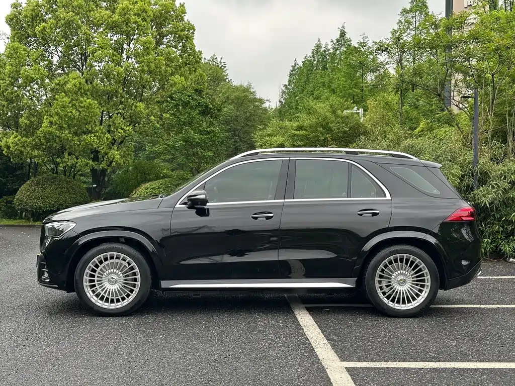 Mercedes-Benz GLE 2024