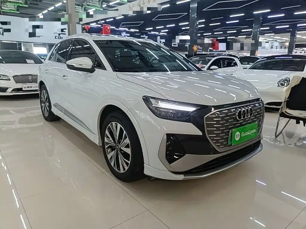 Audi Q4 e-tron 2023