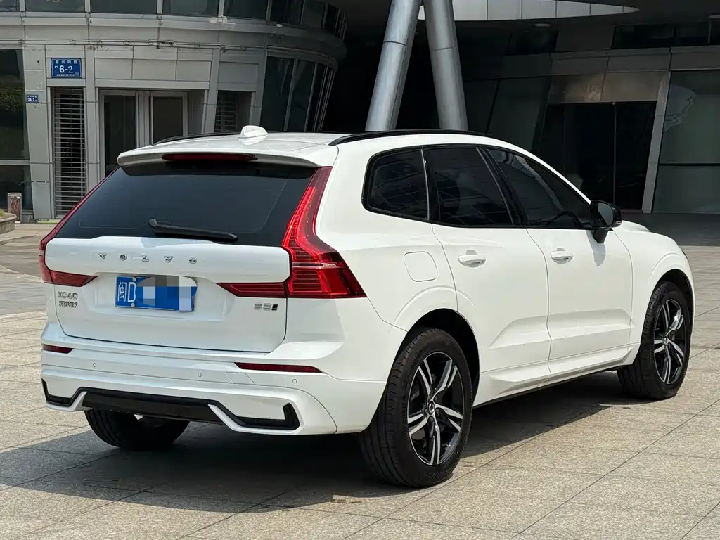 Volvo XC60 2021