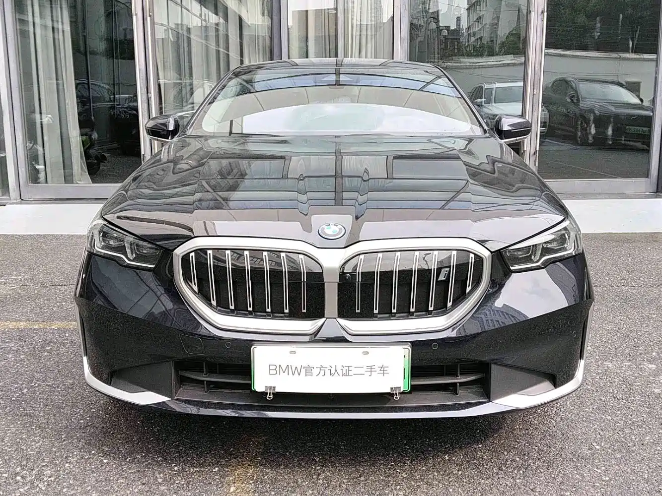 BMW i5 2025
