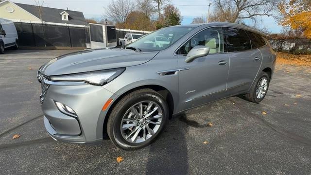 Buick Enclave 2024