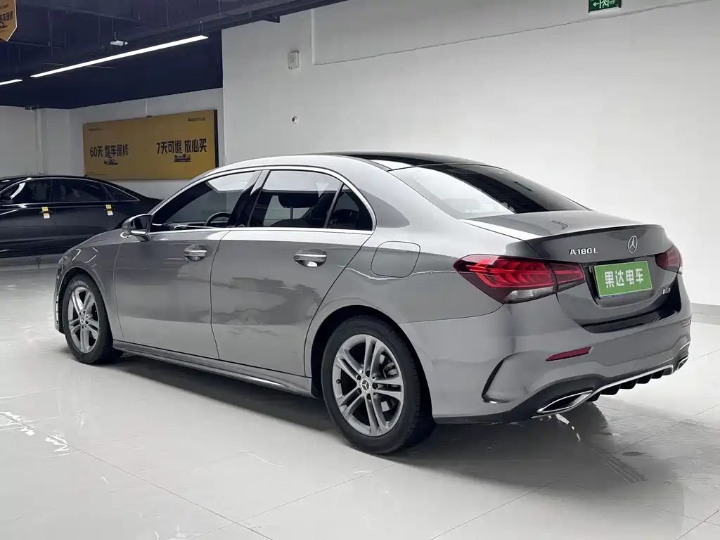 Mercedes-Benz A-Класс 2022