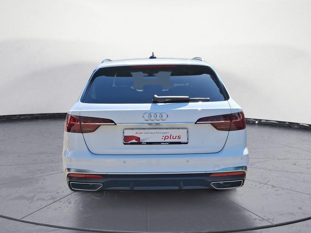 Audi A4 2023
