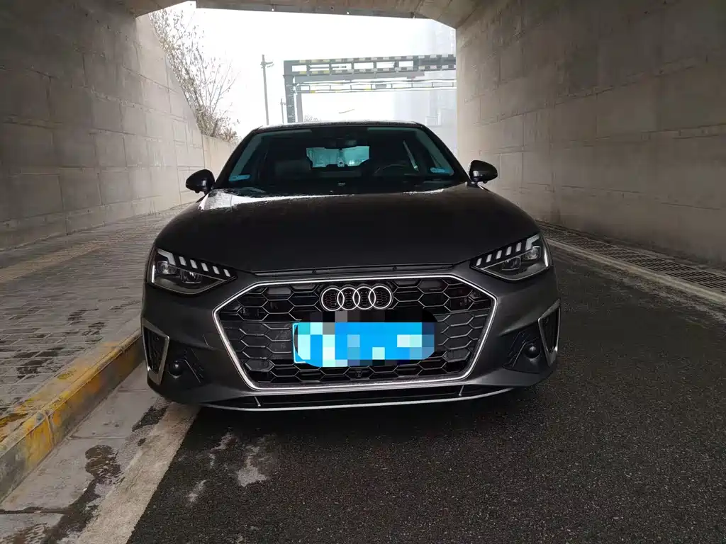 Audi A4 2024
