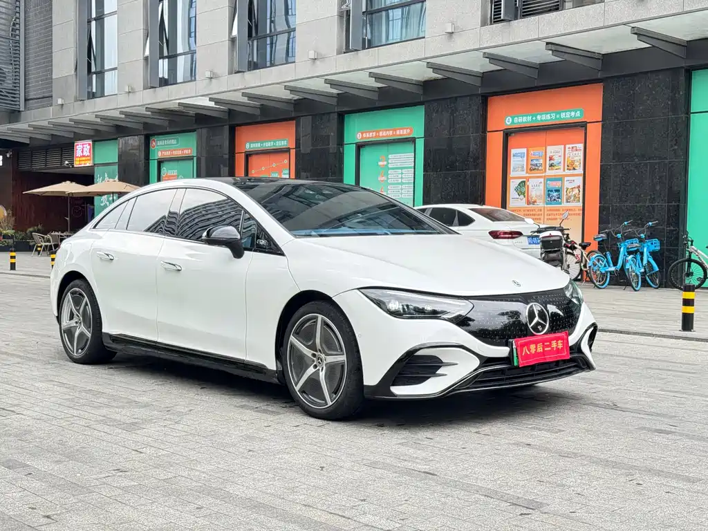 Mercedes-Benz EQE 2023