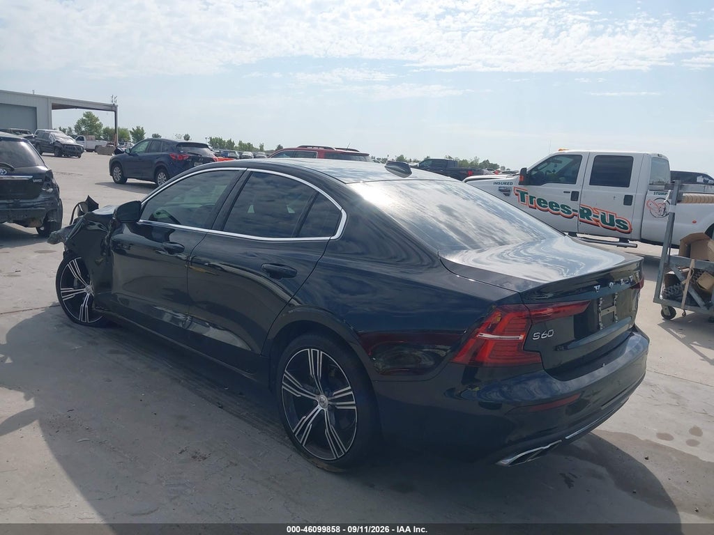 Volvo S60 2022