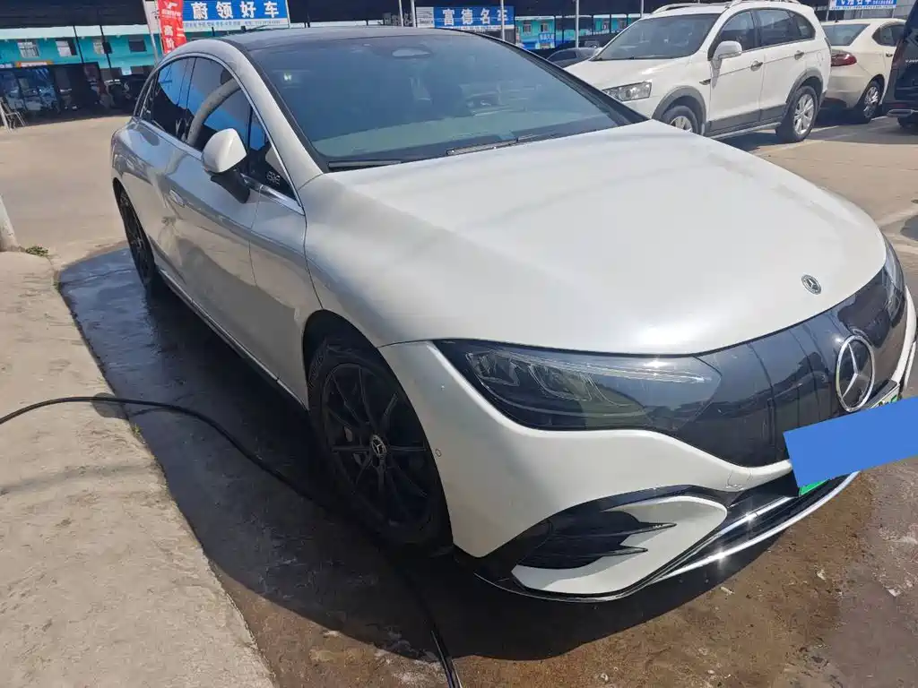 Mercedes-Benz EQE 2023