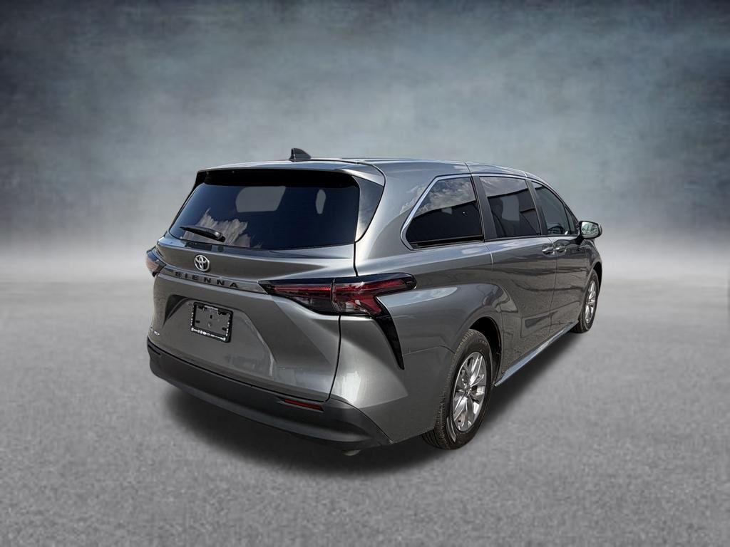 Toyota Sienna 2026