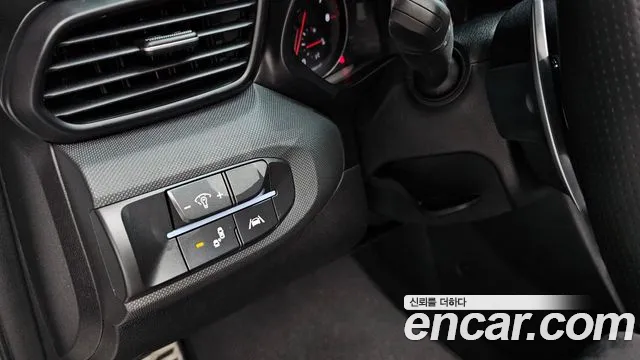 Hyundai Veloster 2020