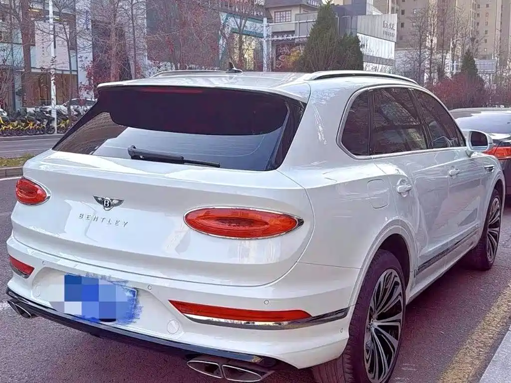 Bentley Bentayga 2023