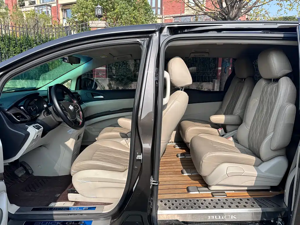 Buick GL8 2021