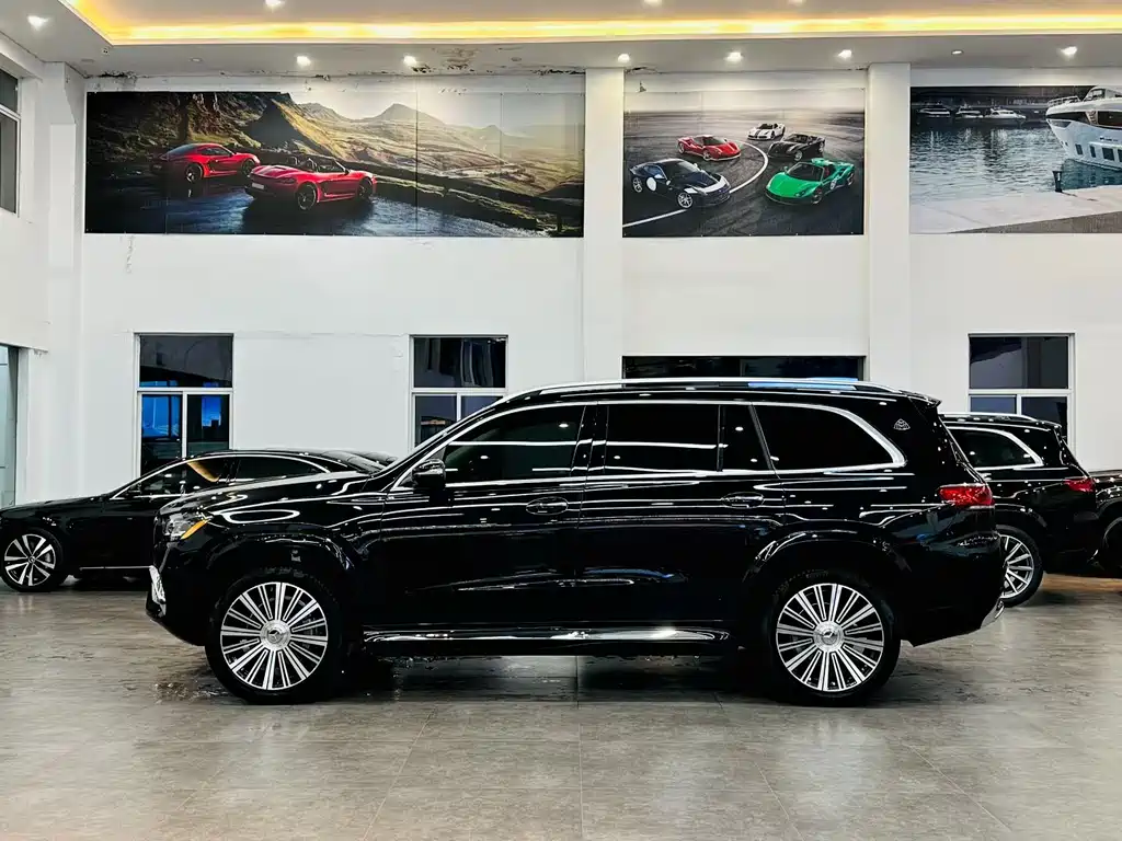 Mercedes-Benz GLS 2023