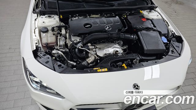 Mercedes-Benz CLA 2023