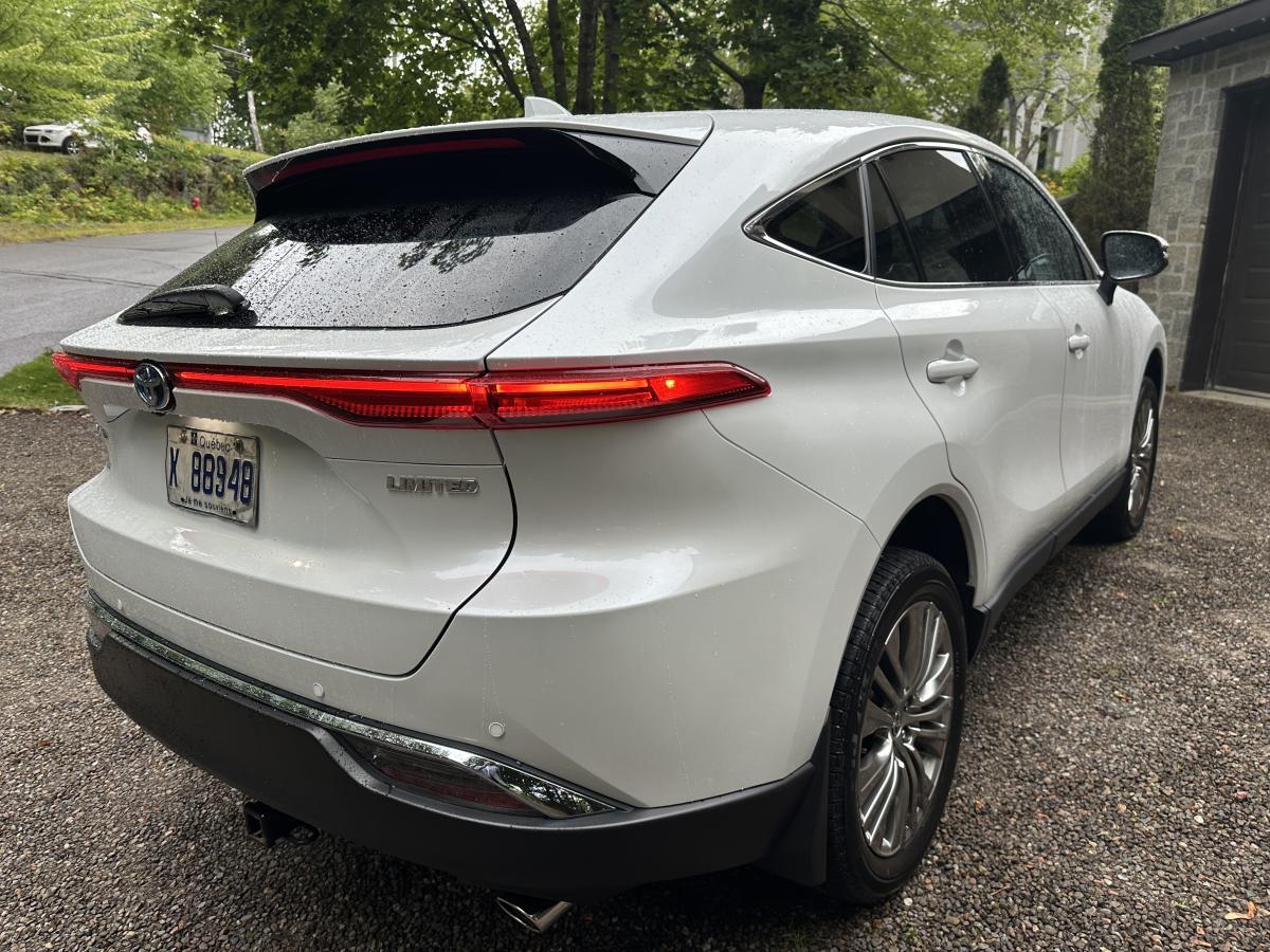 Toyota Venza 2023