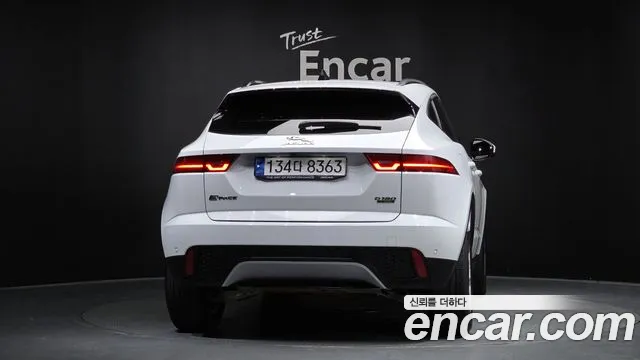 Jaguar E-Pace 2020