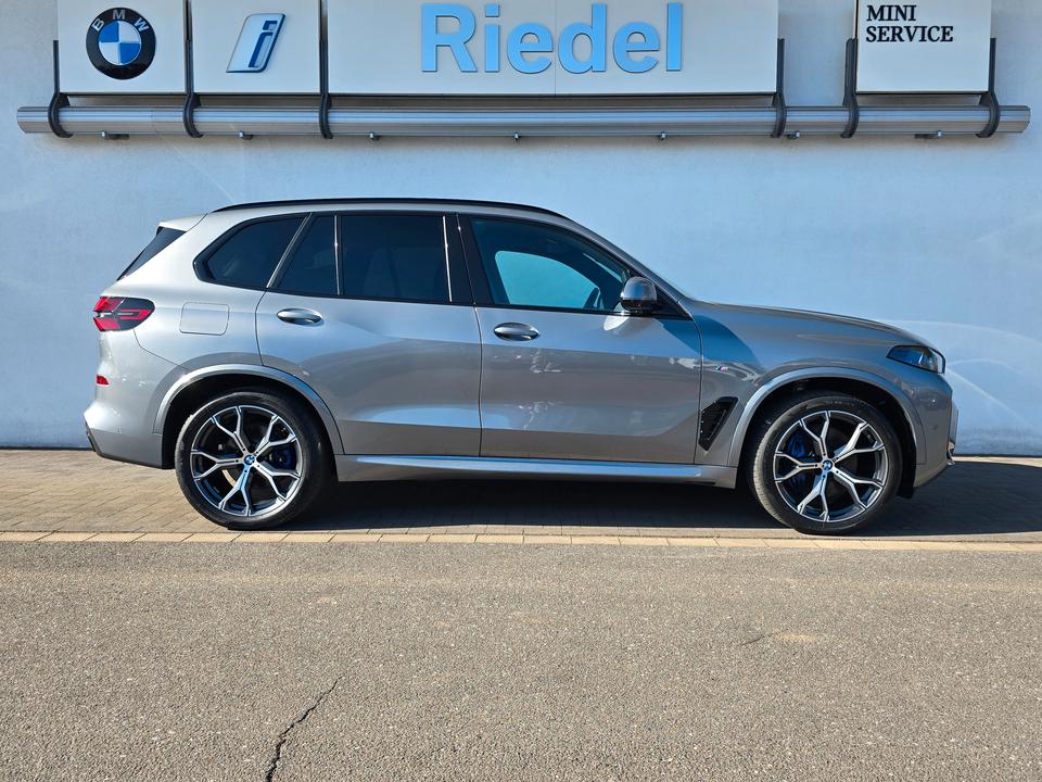 BMW X5 2024