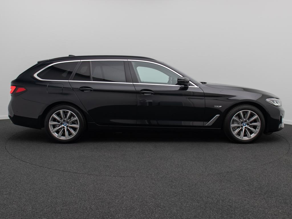 BMW 530 2022