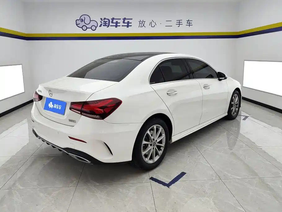 Mercedes-Benz A-Класс 2022