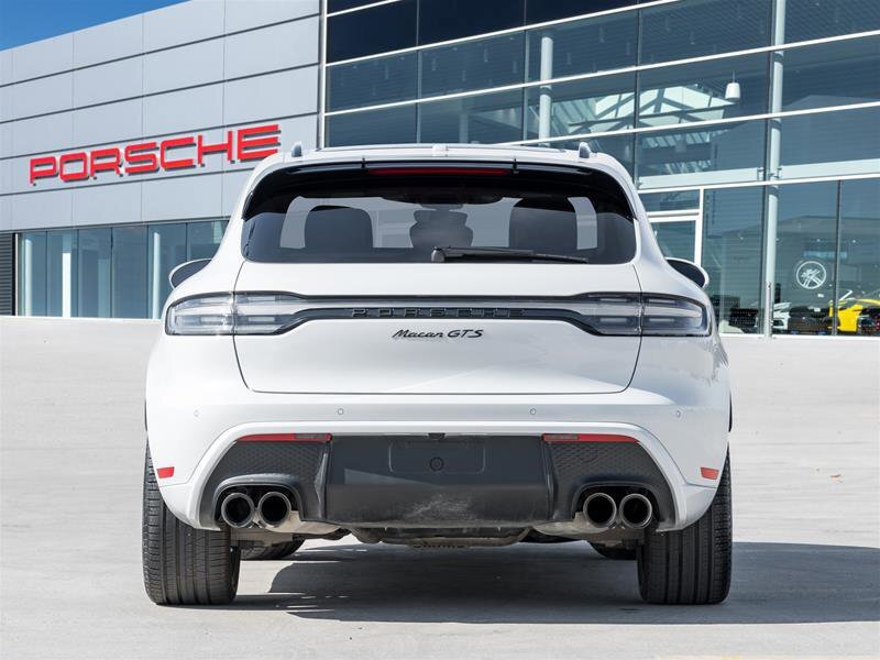 Porsche Macan 2025