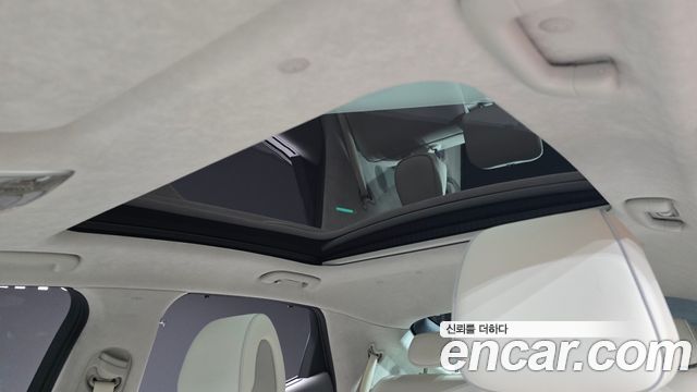 Genesis GV60 2023