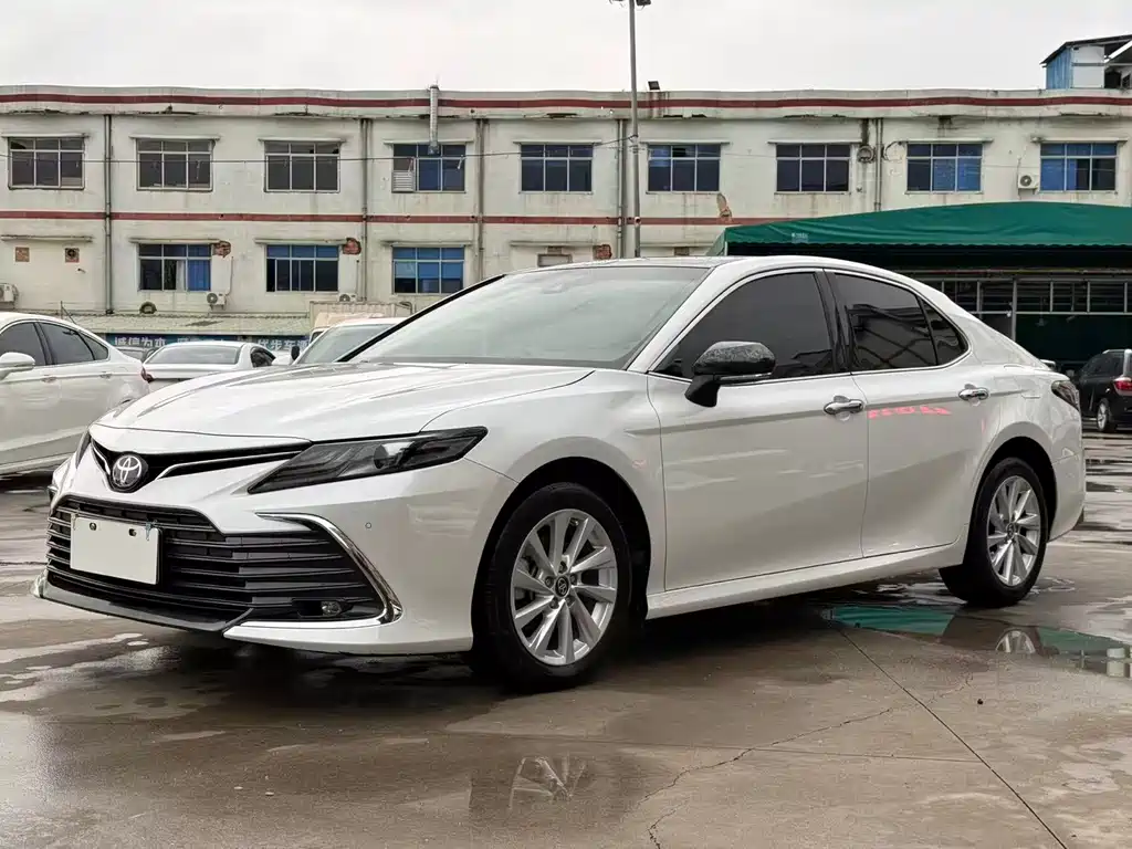Toyota Camry 2022