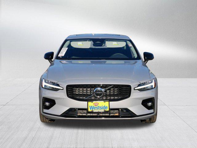 Volvo S60 2025