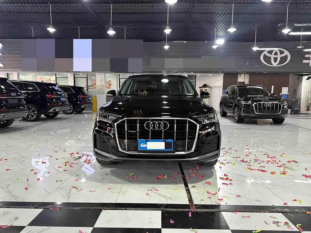Audi Q7 2021