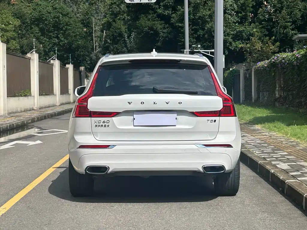 Volvo XC60 2021