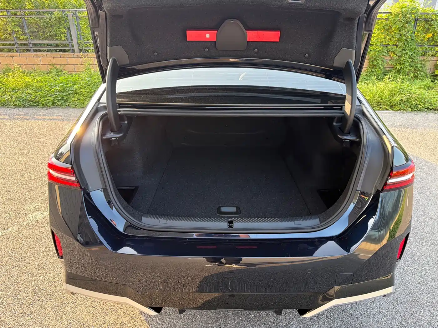 BMW i5 2025
