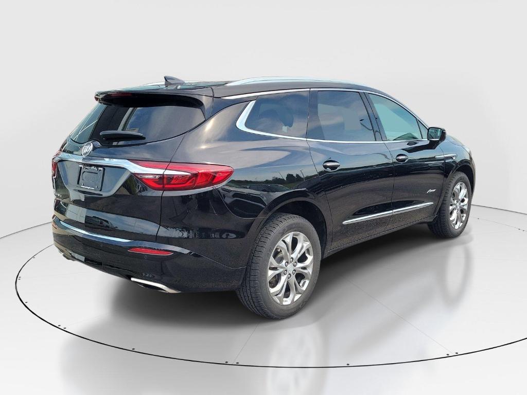Buick Enclave 2021